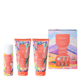 Packshot du coffret routine corps Sweet Sunday Baïja réunissant trois soins sensoriels pour peaux sensibles.