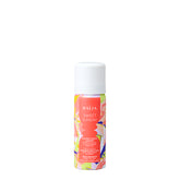 Packshot de la mousse corps lavante Sweet Sunday 50 ml, soin nettoyant hydratant pour peaux sensibles